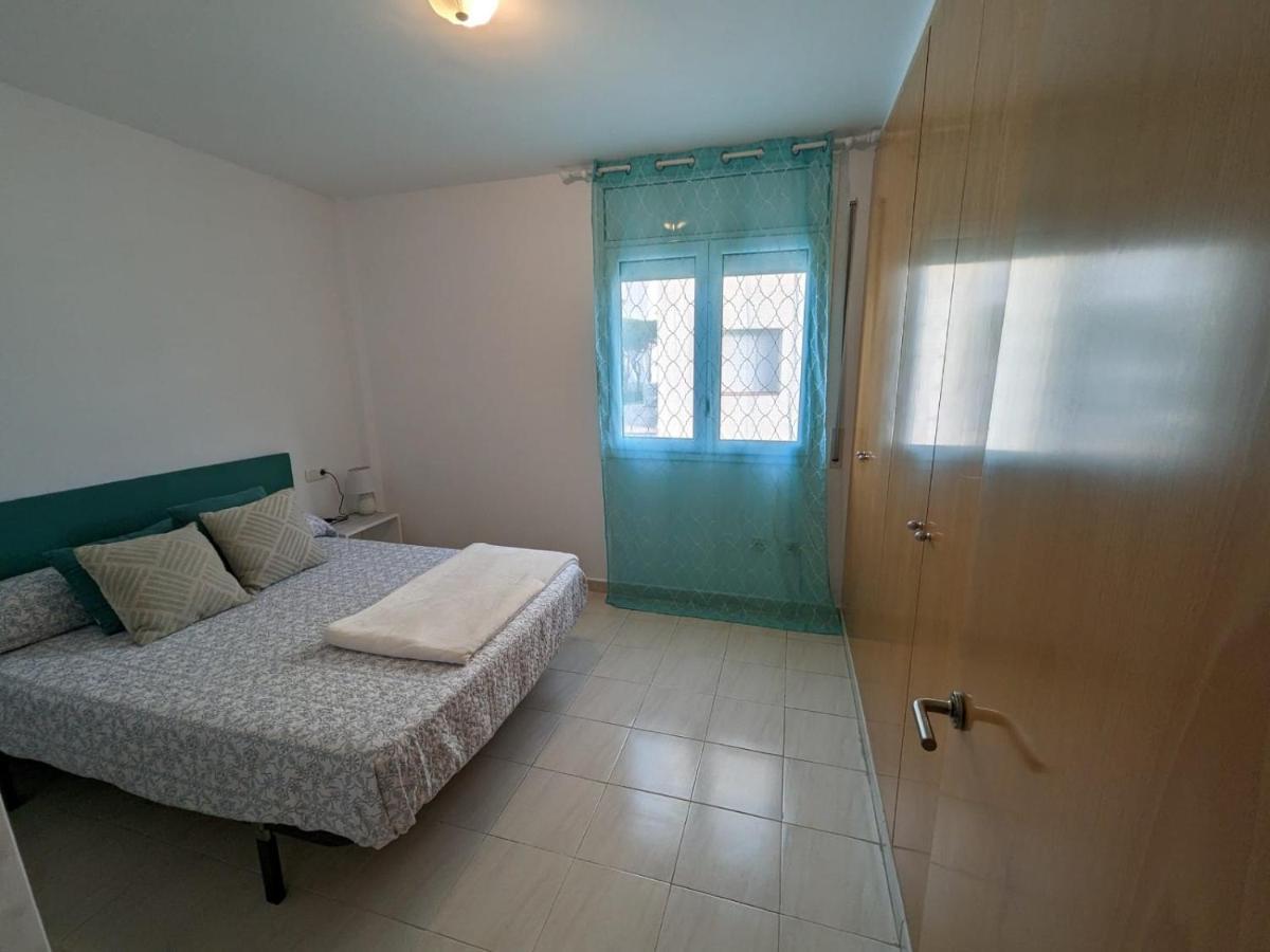 Apartamento En Roses, A 2 Minutos A Pie De Playa Exterior photo